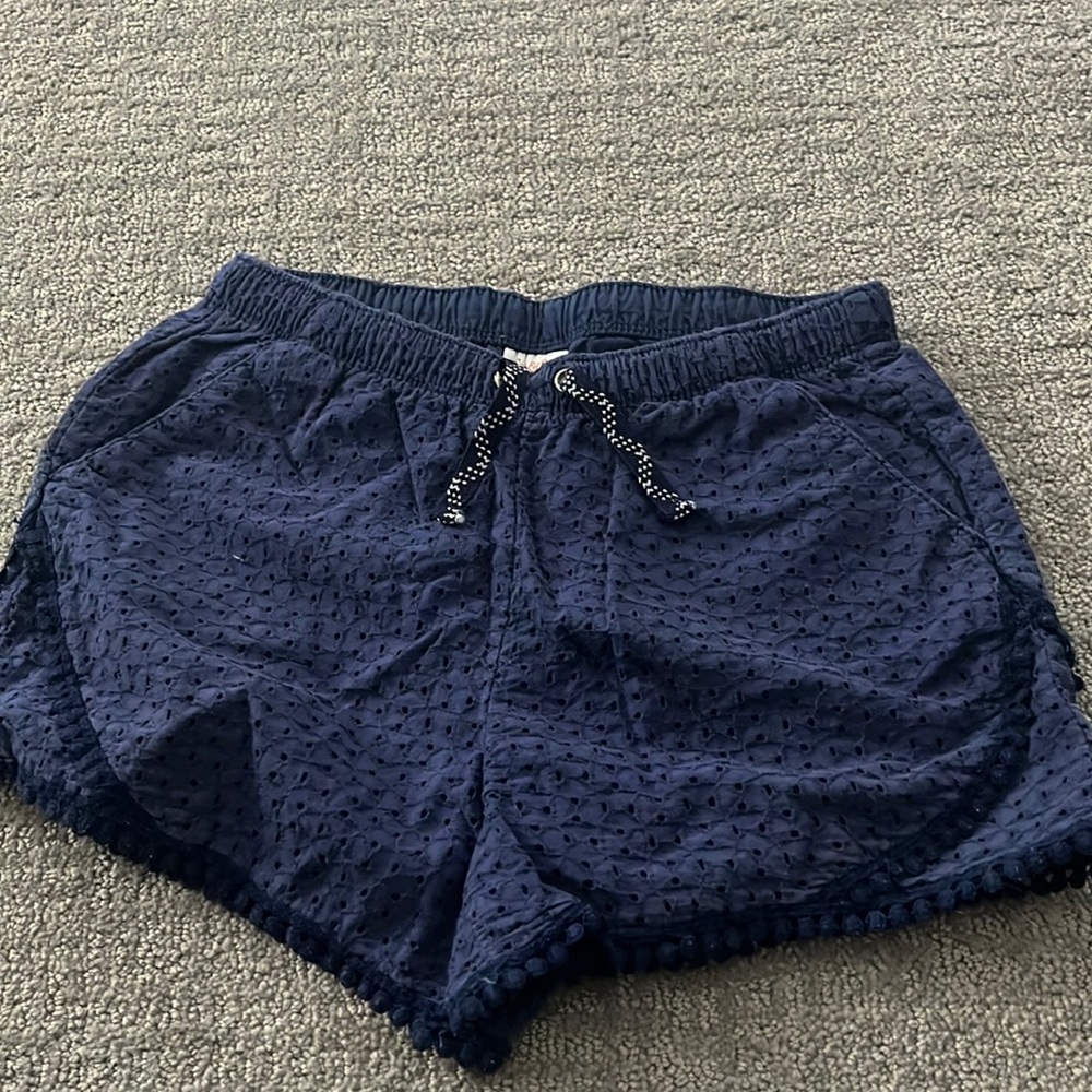 Good condition worn only a couple of times with no pills or damage size 10/12